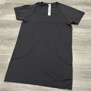 Lululemon Swiftly Tech Short Sleeve
